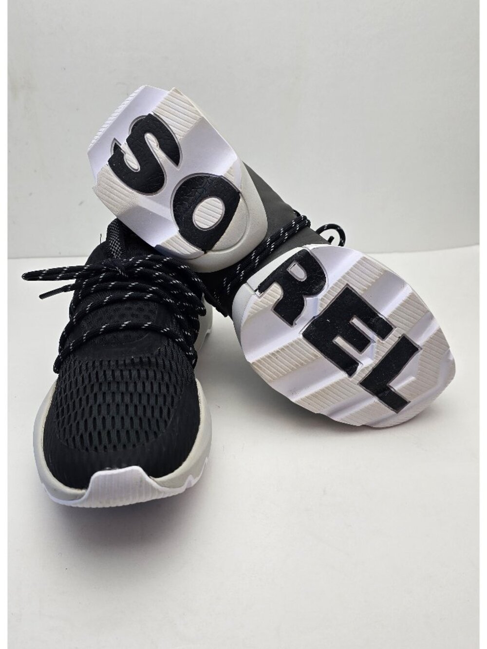 Sorel Kinetic Impact Lace Black Sneakers / Style: WMN'S NL4694-010 / Size 8 - Picture 1 of 9